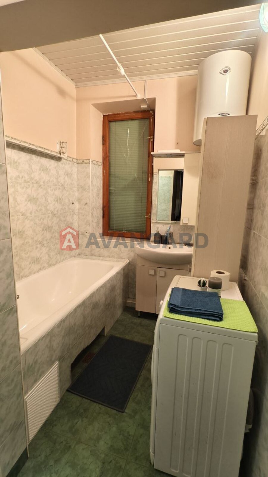 3 ��. ��������, 61/44/7 ��. �., 1/4 ������ ���� 16