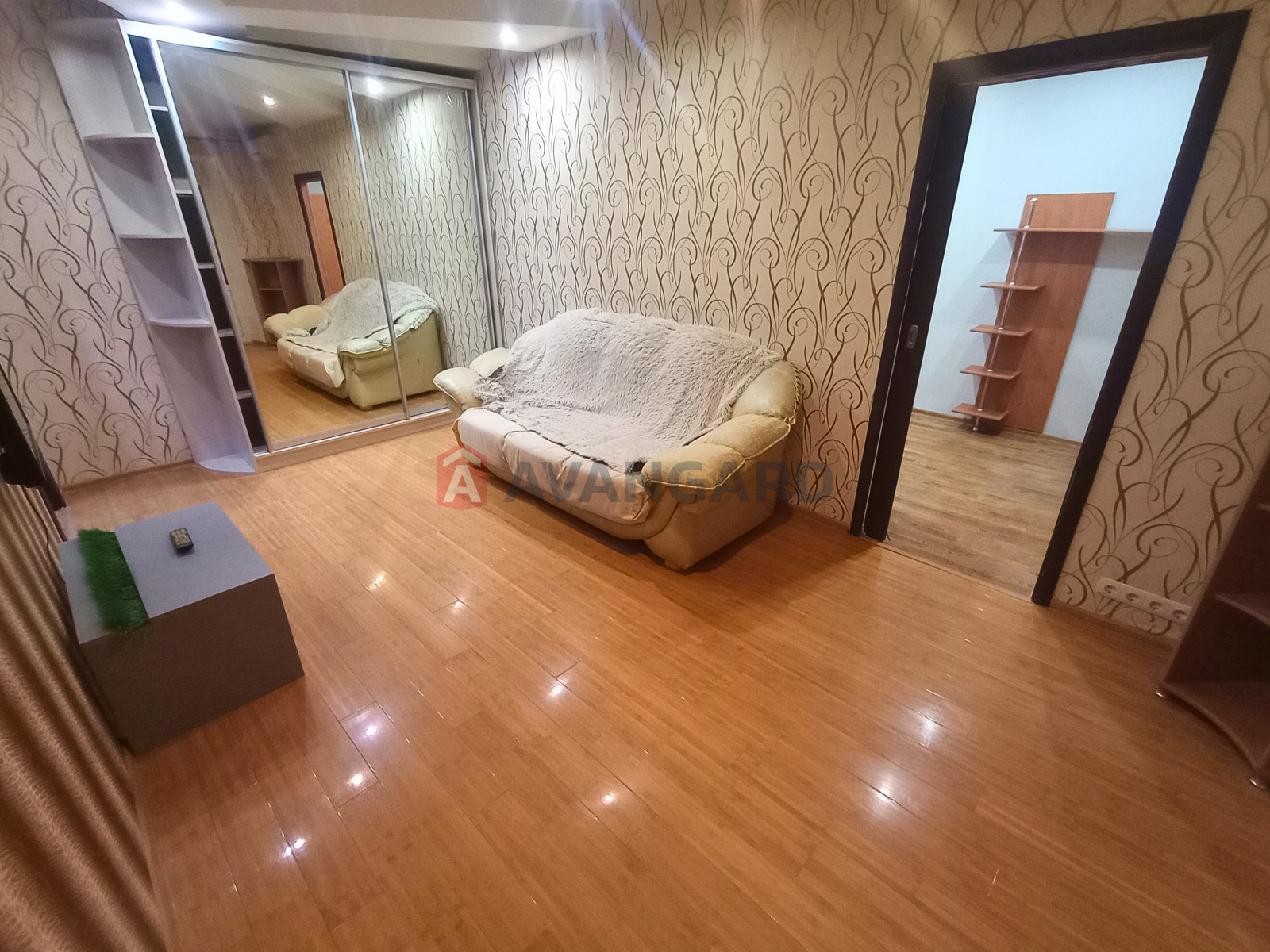 2 ��. ��������, 45.2/30/8 ��. �., 5/5 ������ ���� 1