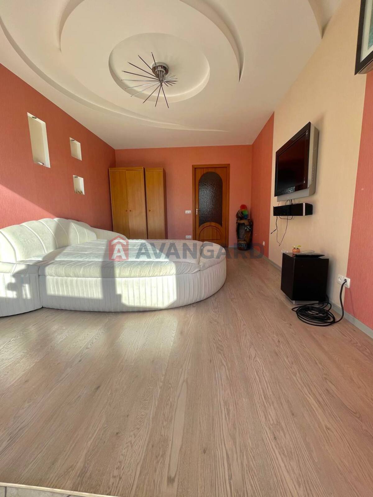 2 ��. ��������, 65,1/28,3/5,9 ��. �., 6/9 ������ ���� 1