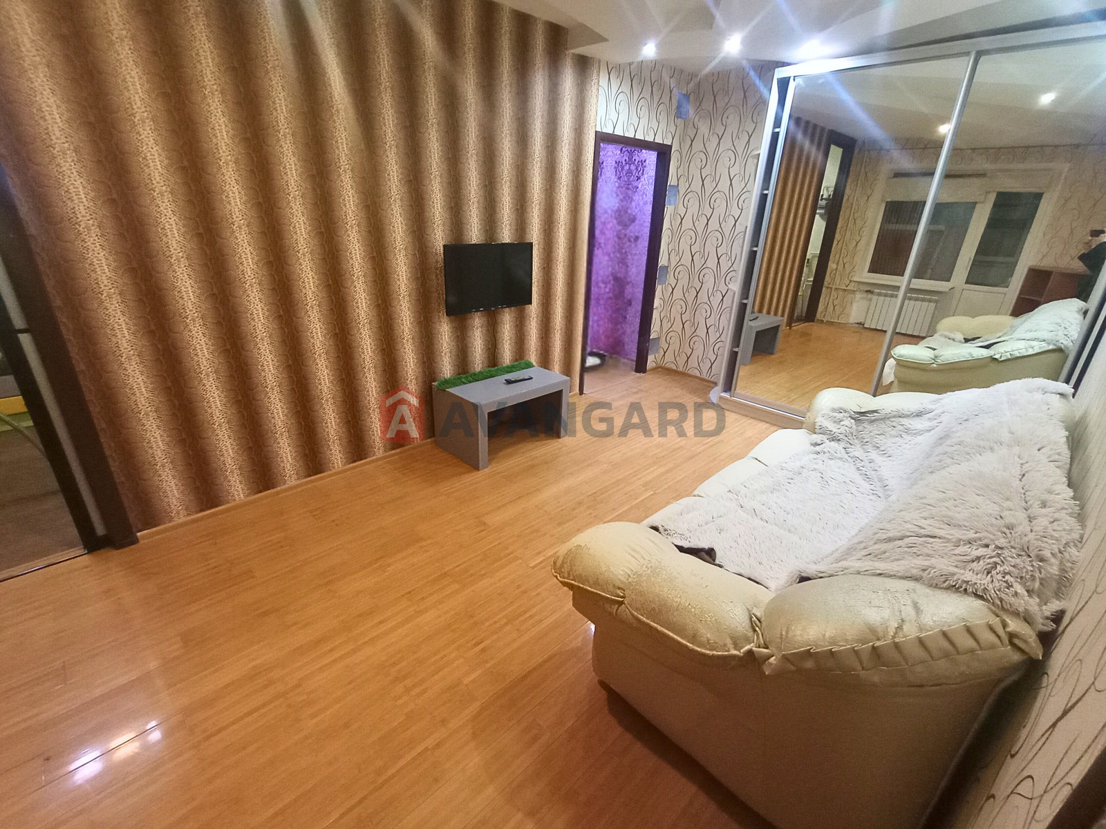 2 ��. ��������, 45.2/30/8 ��. �., 5/5 ������ ���� 3