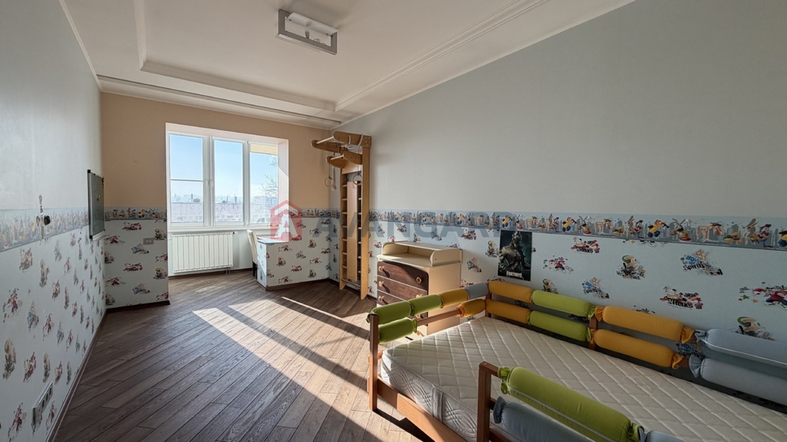 4 ��. ��������, 163/85/16 ��. �., 4/16 ������ ���� 15