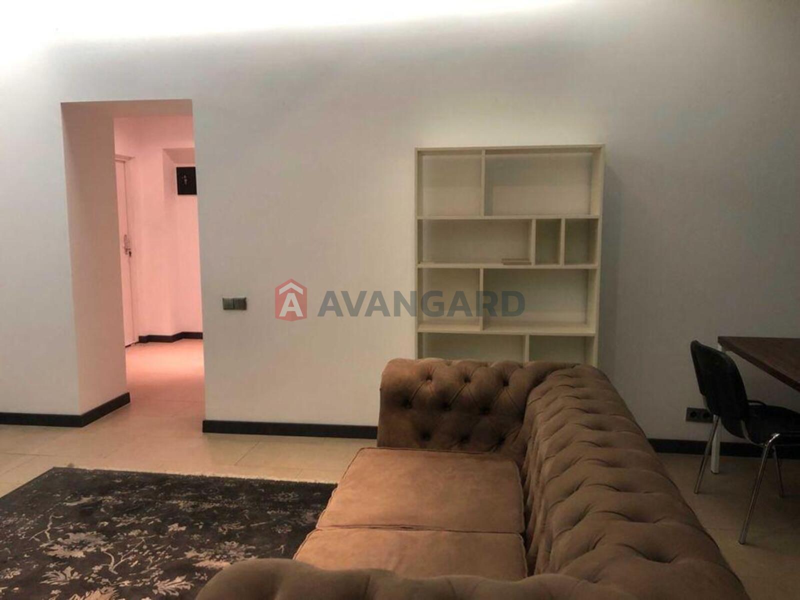 2 ��. ��������, 49/-/4 ��. �., 9/10 ������ ���� 4