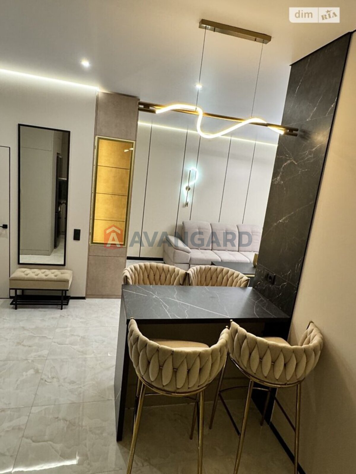 1 ��. ��������, 58/-/- ��. �., 7/15 ������ ���� 20