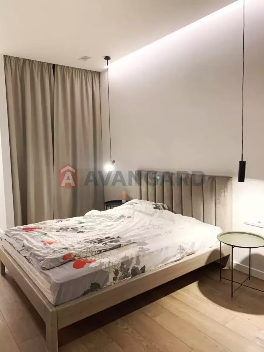 2 ��. ��������, 64/-/- ��. �., 11/24 ������ ���� 4