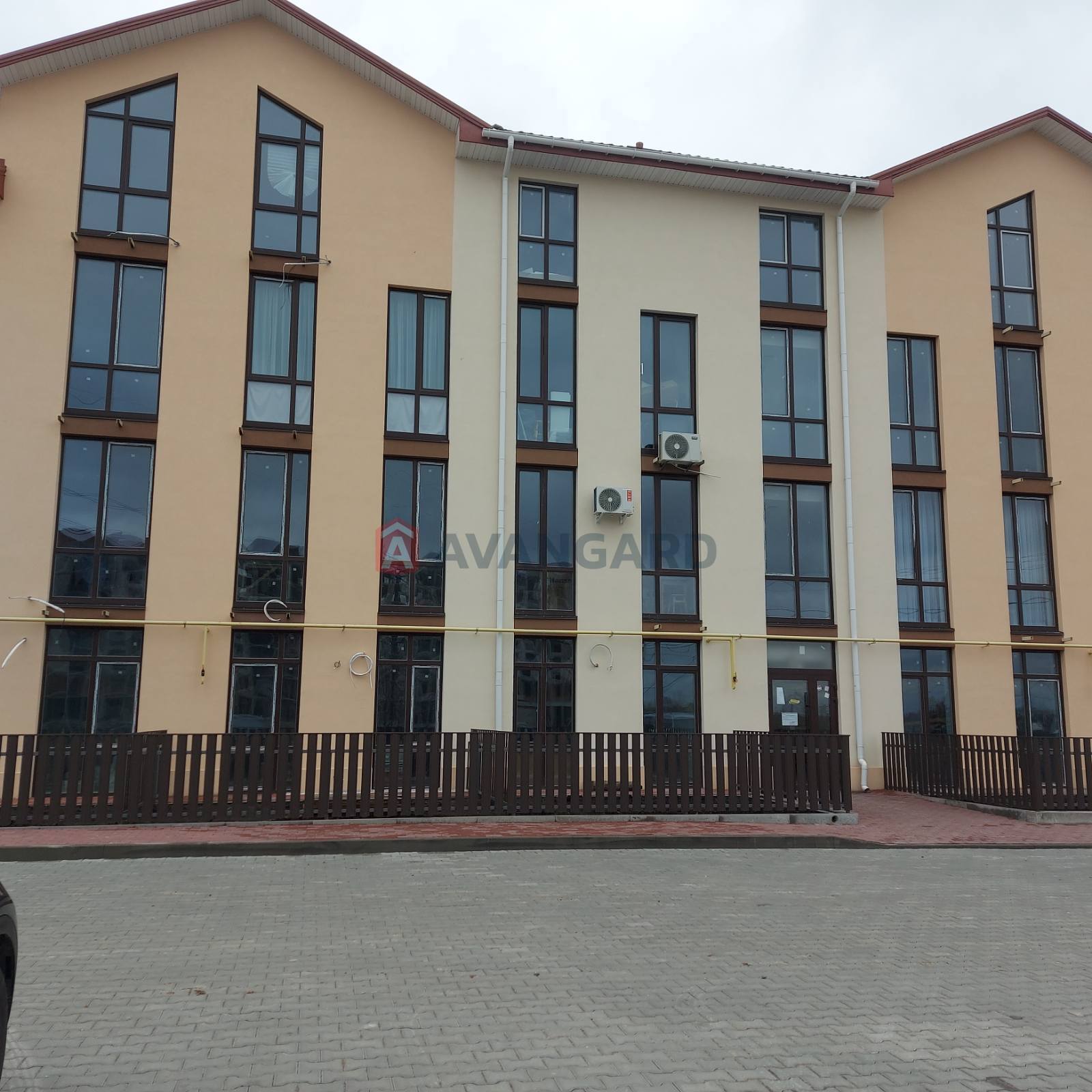 2 ��. ��������, 73,4/-/20.2 ��. �., 4/4 ������ ���� 1