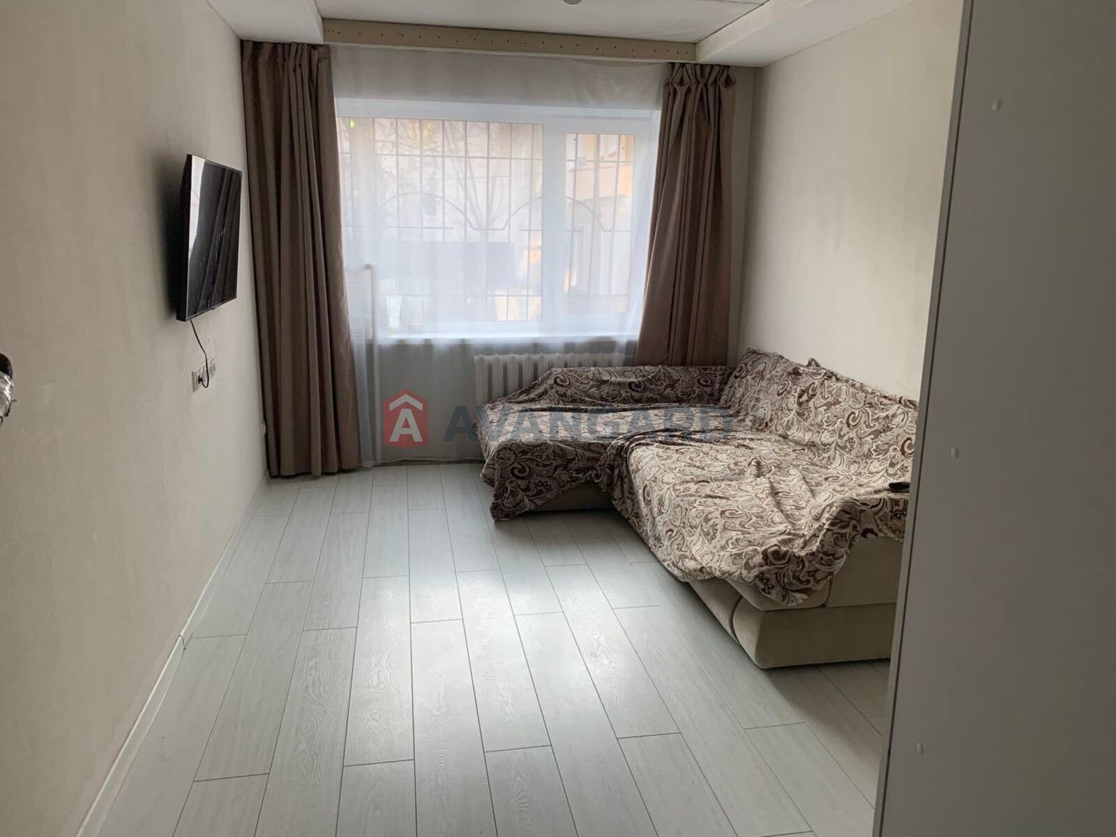 2 ��. ��������, 41,6/26,9/6,1 ��. �., 1/5 ������ ���� 1