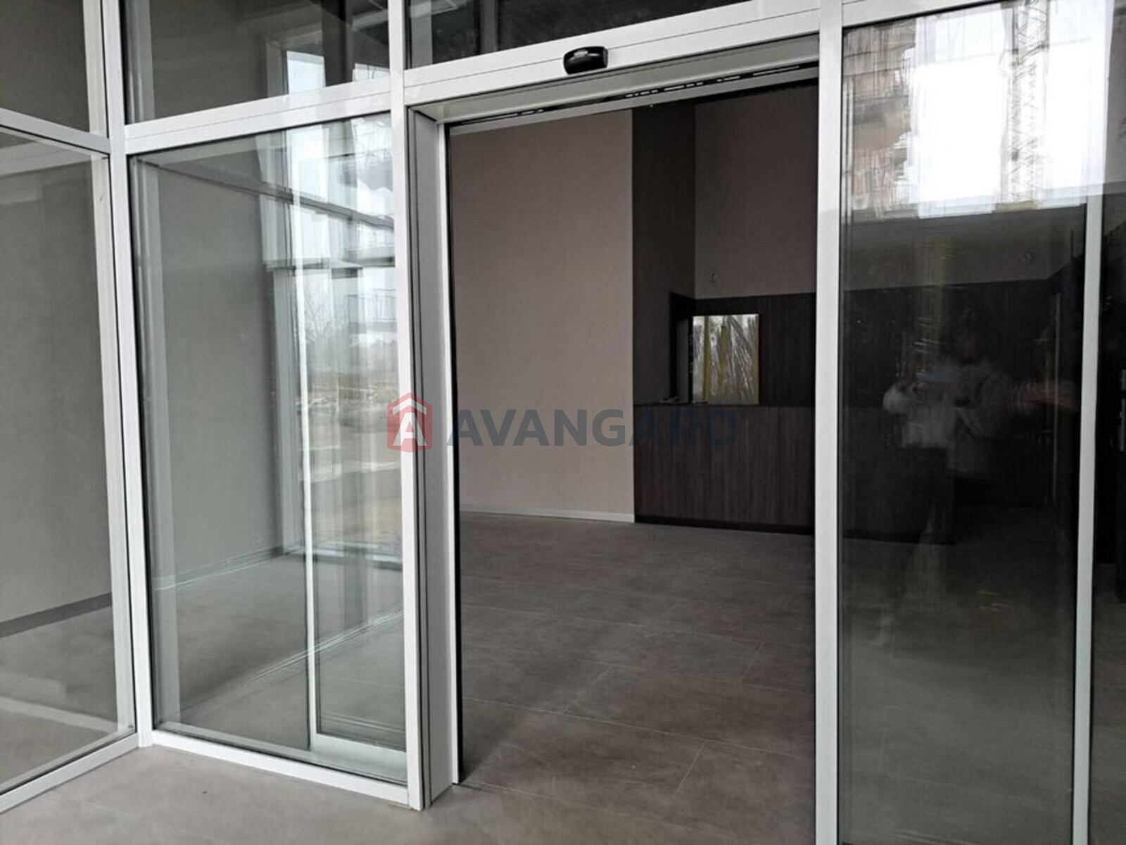 1 ��. ��������, 38/-/15 ��. �., 7/10 ������ ���� 1