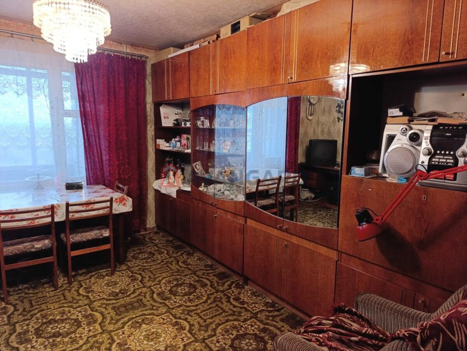 3 ��. ��������, 63/-/8 ��. �., 7/9 ������ ���� 4