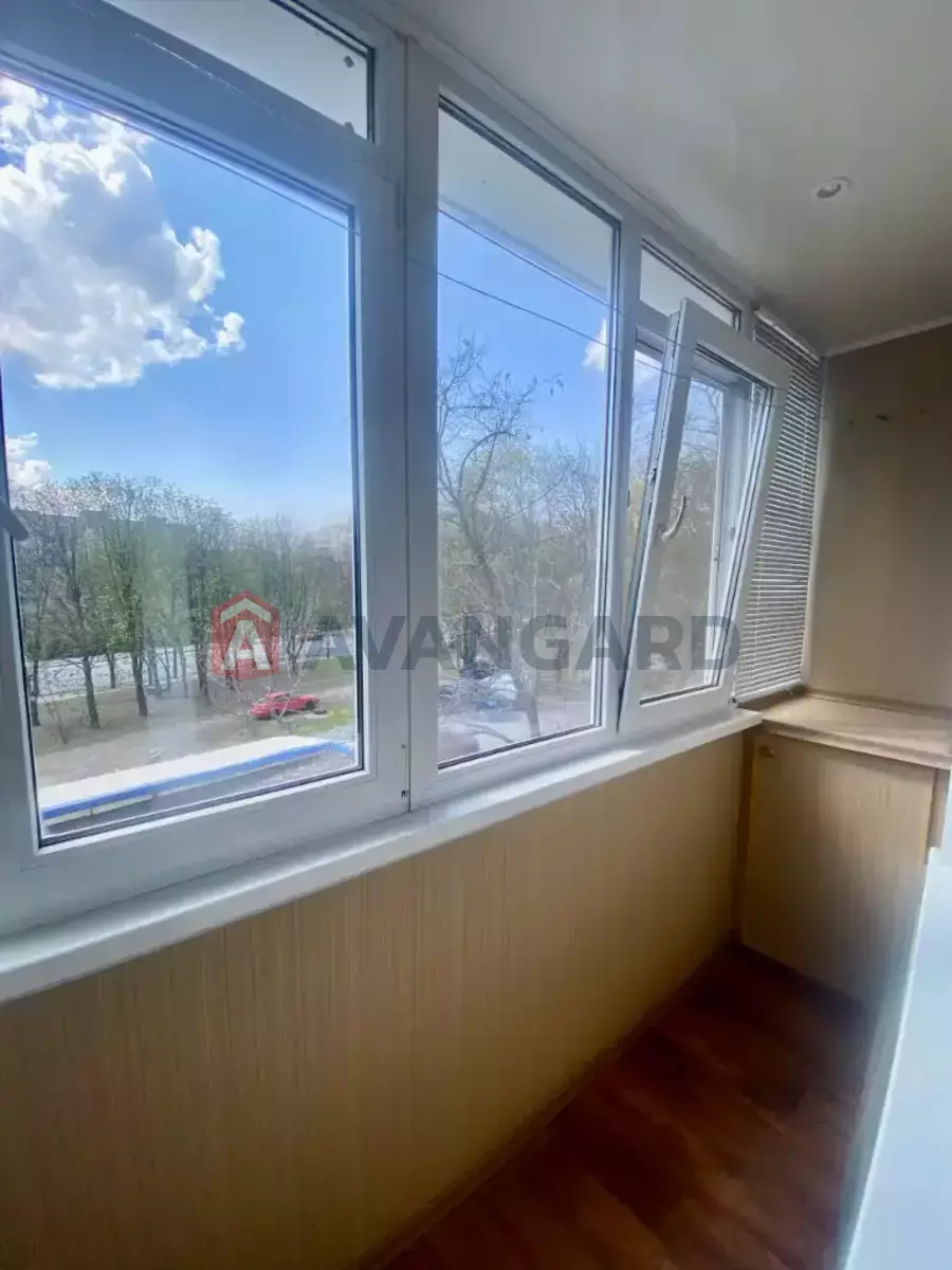 3 ����. ��������, 65/-/8 ��. �., 3/9 ���� ���� 11