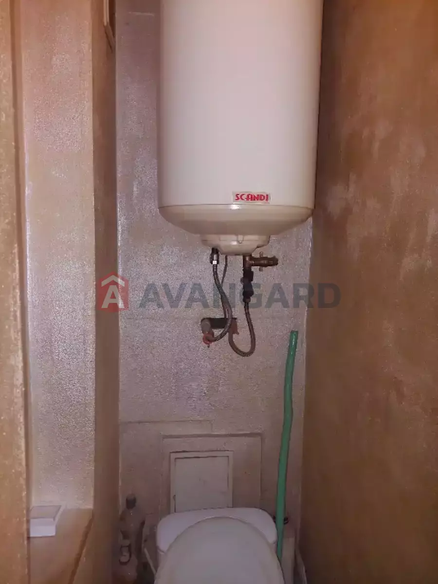 3 . , 67/39/9 . ., 3/9   6