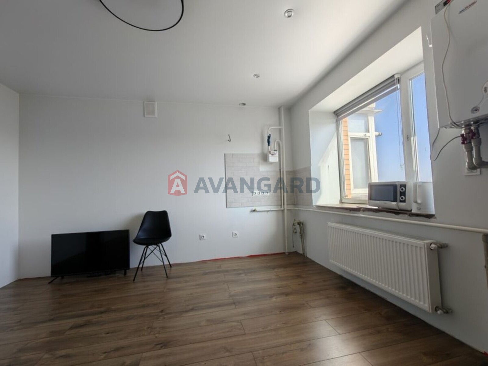 1 ��. ��������, 43/-/19 ��. �., 10/12 ������ ���� 6