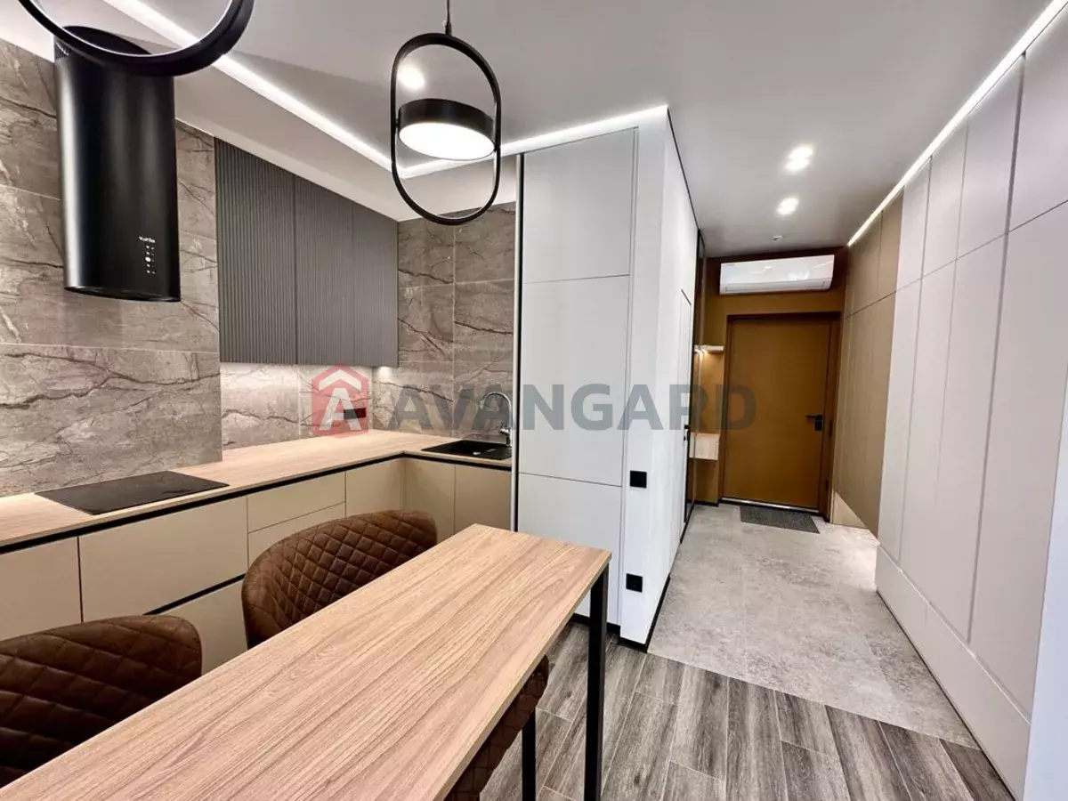 2 ��. ��������, 51/-/25 ��. �., 15/24 ������ ���� 6