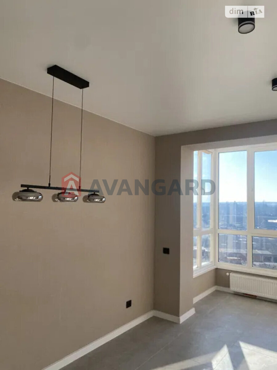 1 ��. ��������, 41/-/15 ��. �., 6/10 ������ ���� 2