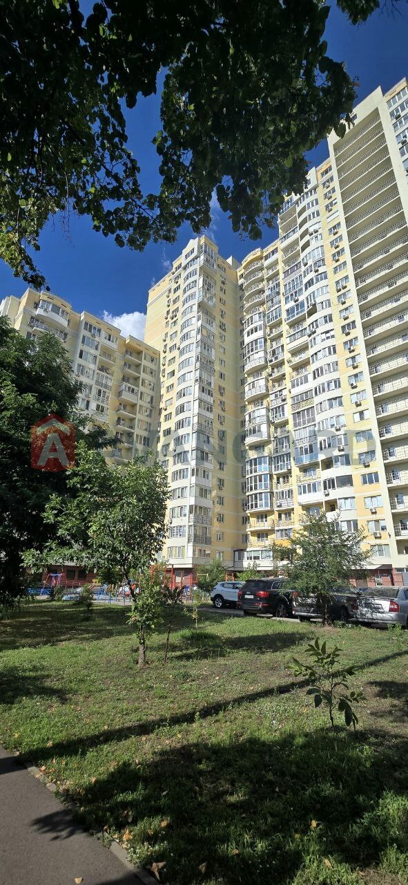 2 ��. ��������, 56/-/19 ��. �., 18/22 ������ ���� 3