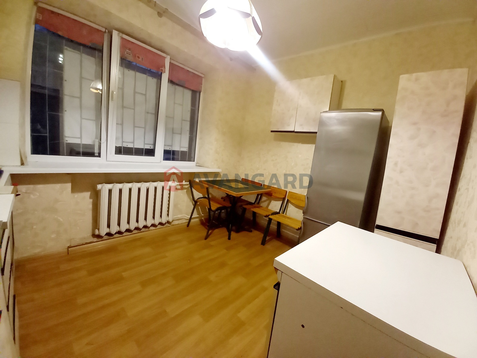 2 ����. ��������, 58/35/9.3 ��. �., 1/5 ���� ���� 24