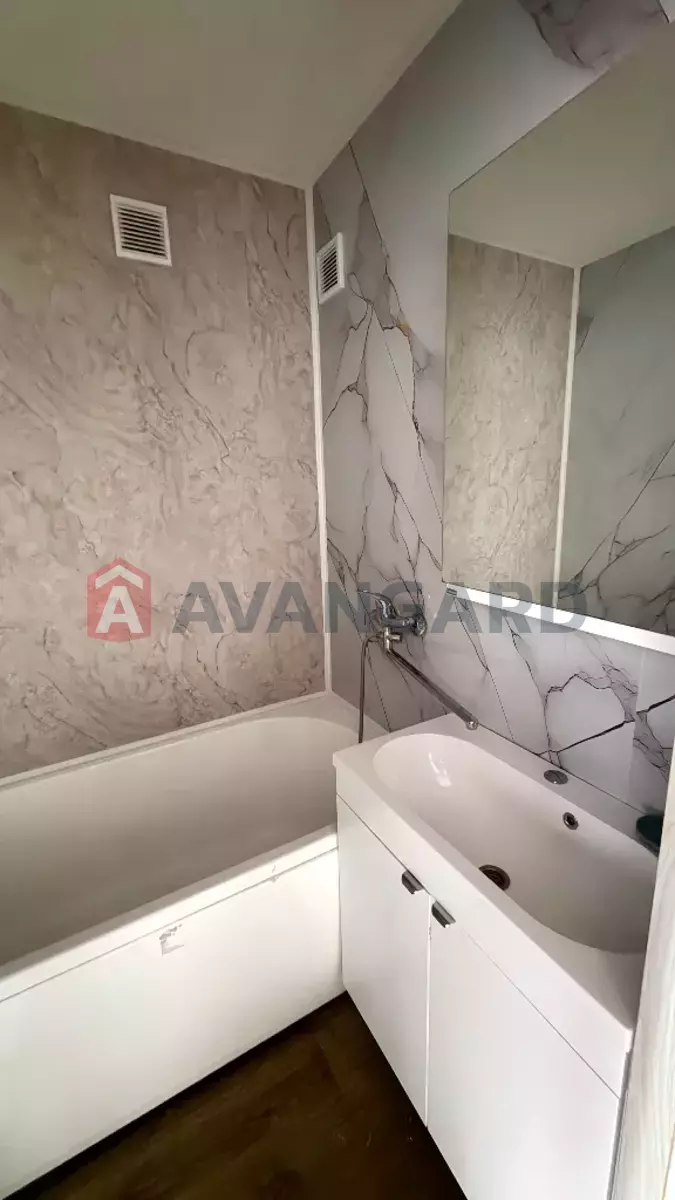 3 ��. ��������, 66/-/- ��. �., 3/9 ������ ���� 5