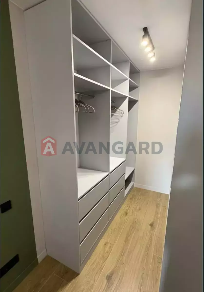 1 ��. ��������, 43/-/- ��. �., 3/10 ������ ���� 7