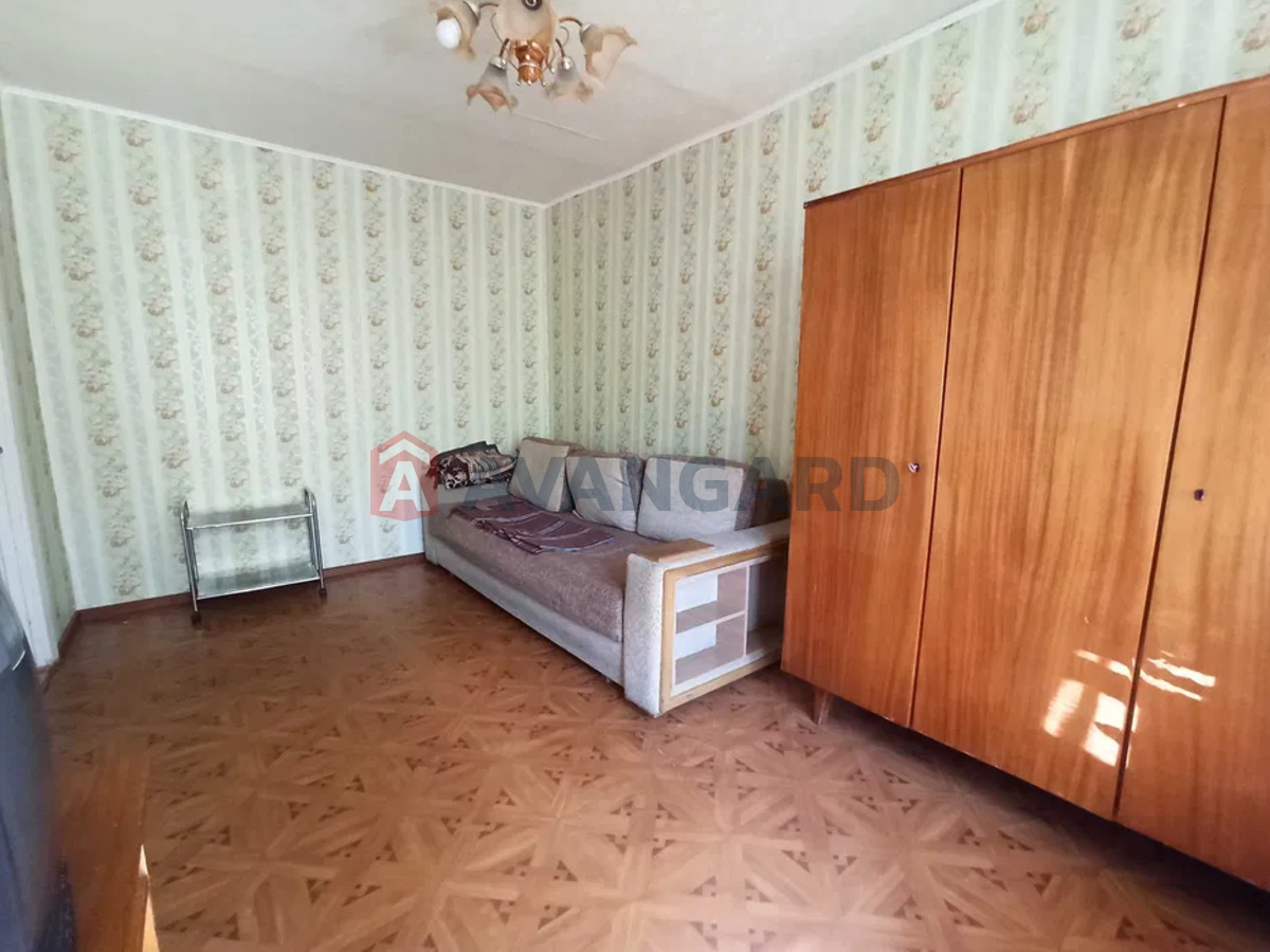 1 . , 28/-/6 . ., 5/9   4