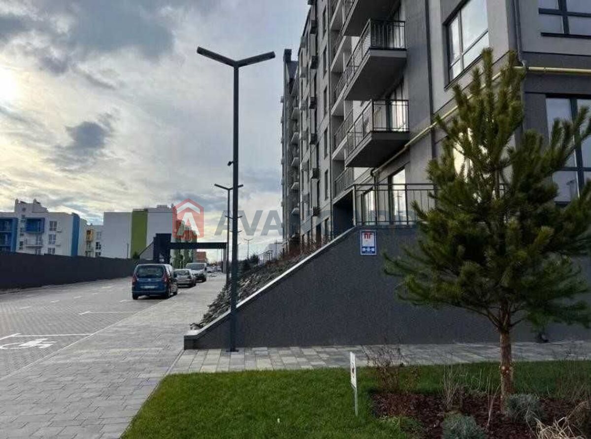 2 ��. ��������, 58/-/12 ��. �., 9/9 ������ ���� 12