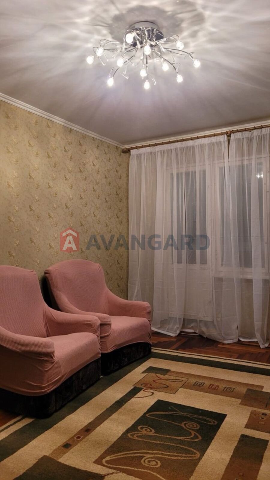 2 ��. ��������, 50/-/10 ��. �., 7/9 ������ ���� 18