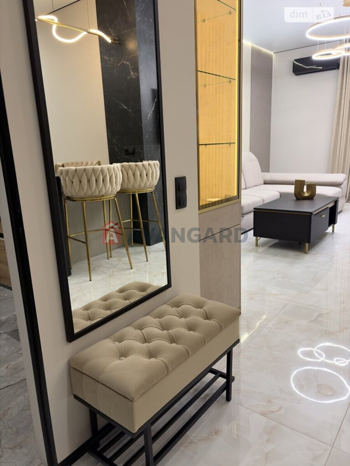 1 ��. ��������, 58/-/- ��. �., 7/15 ������ ���� 24