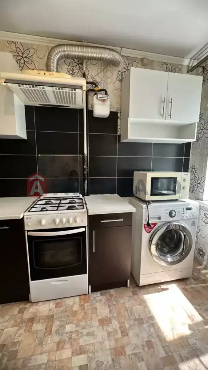 2 ��. ��������, 46/-/- ��. �., 5/10 ������ ���� 14