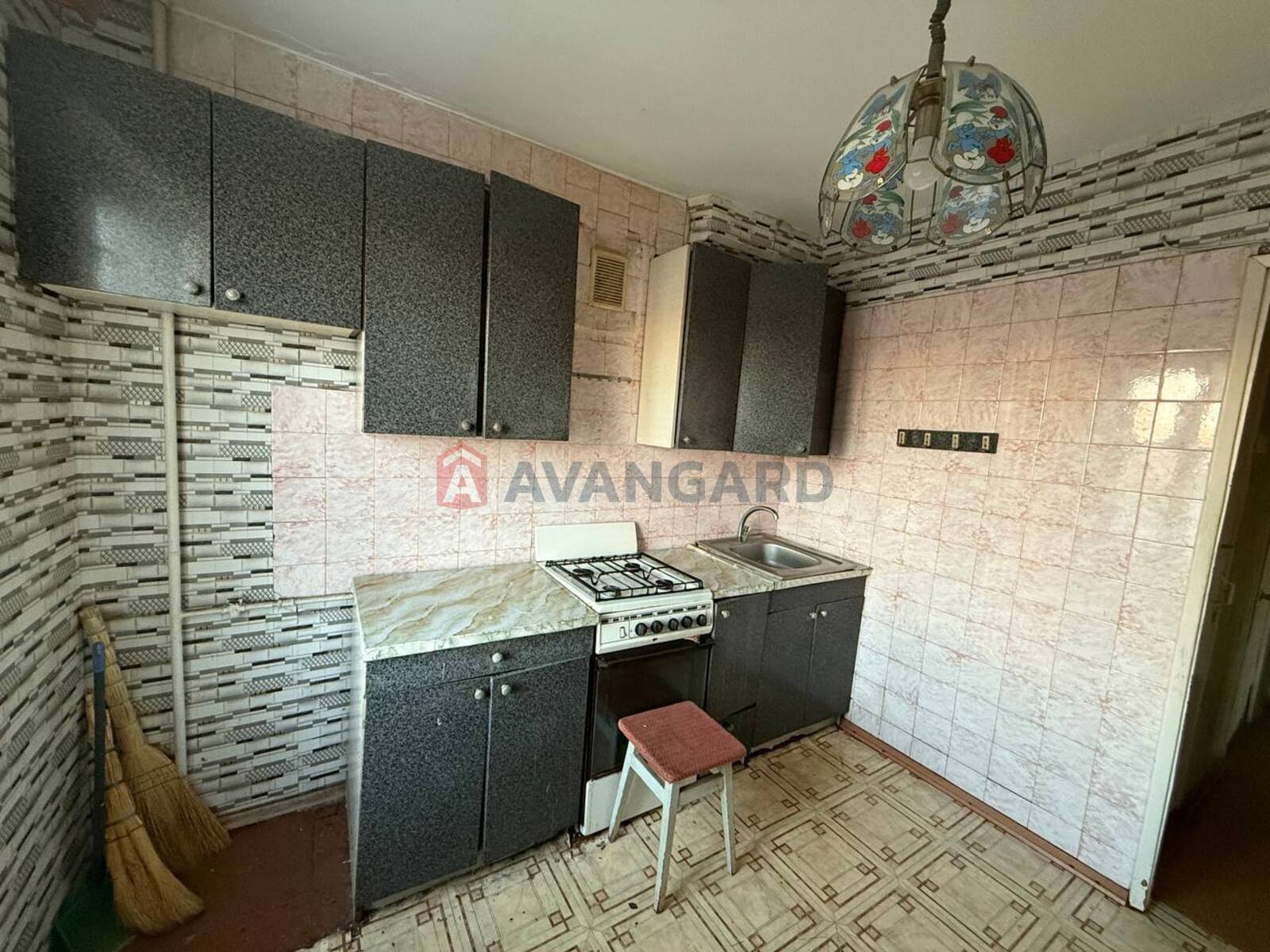 2 ��. ��������, 52/30/9 ��. �., 7/9 ������ ���� 10