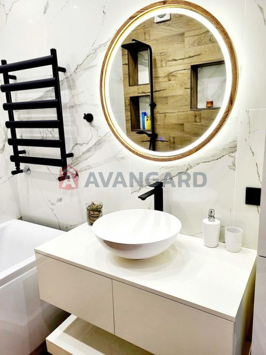 4 ��. ��������, 163/-/- ��. �., 2/2 ������ ���� 8