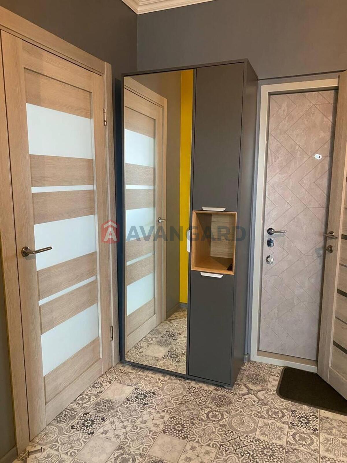 1 . , 36/-/8 . ., 9/9   10