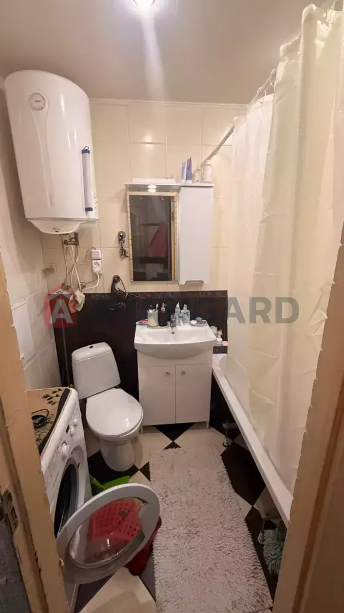 1 ����. ��������, 35/18/7 ��. �., 11/12 ���� ���� 7