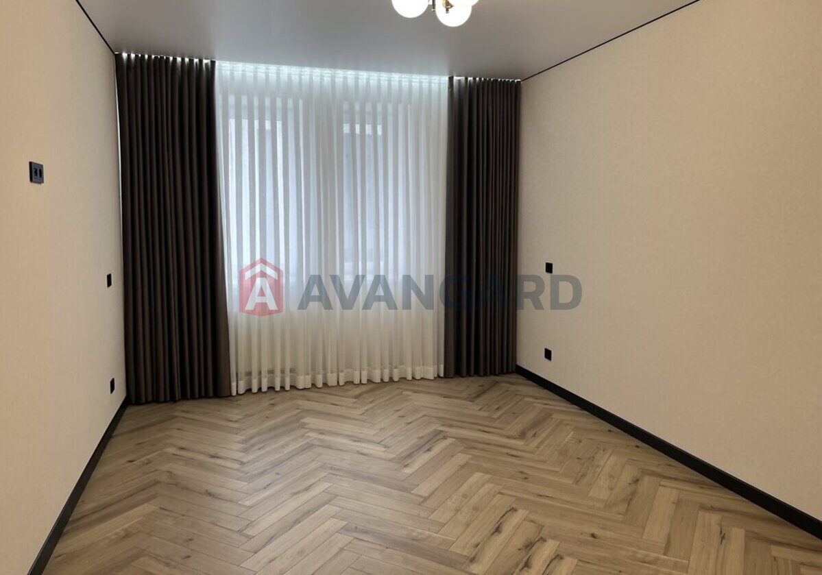 2 ��. ��������, 70/38/16 ��. �., 2/10 ������ ���� 7