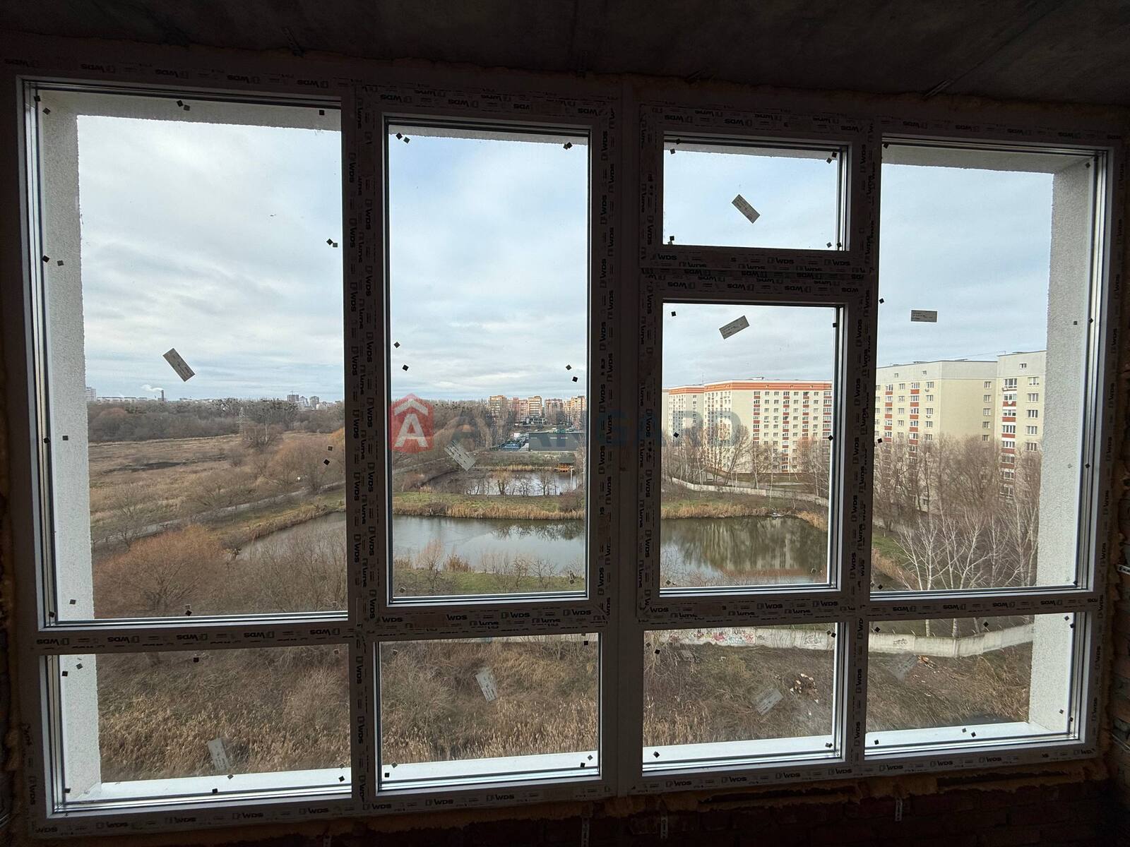 1 ��. ��������, 48/30/15 ��. �., 8/9 ������ ���� 15