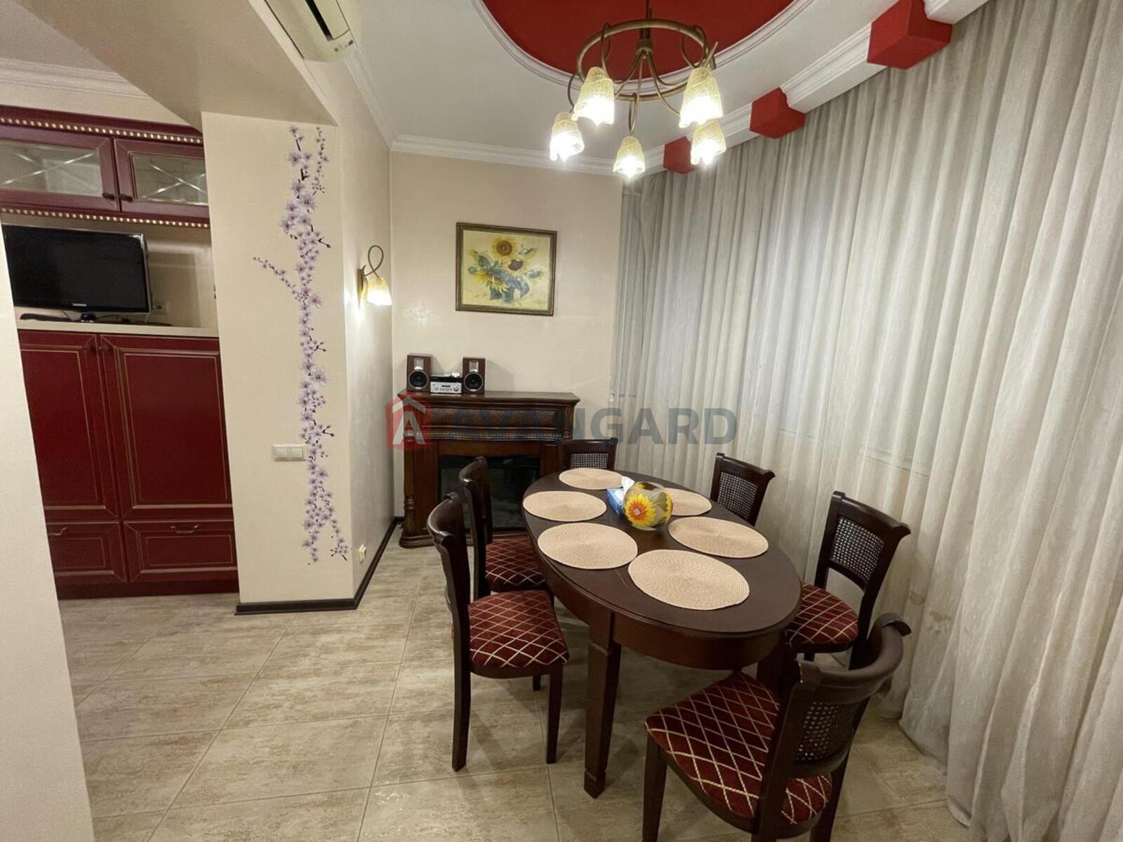 2 ��. ��������, 86/-/21 ��. �., 4/13 ������ ���� 3