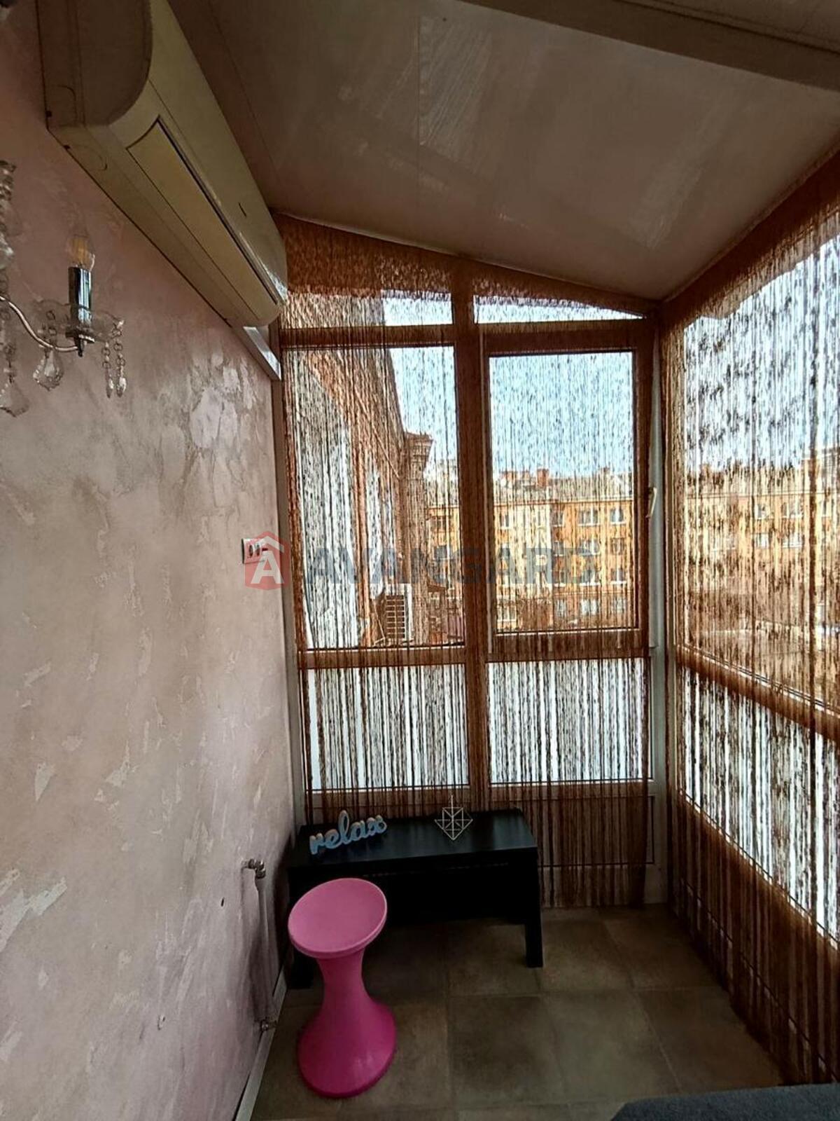 4 ��. ��������, 130/80/7 ��. �., 4/4 ������ ���� 8