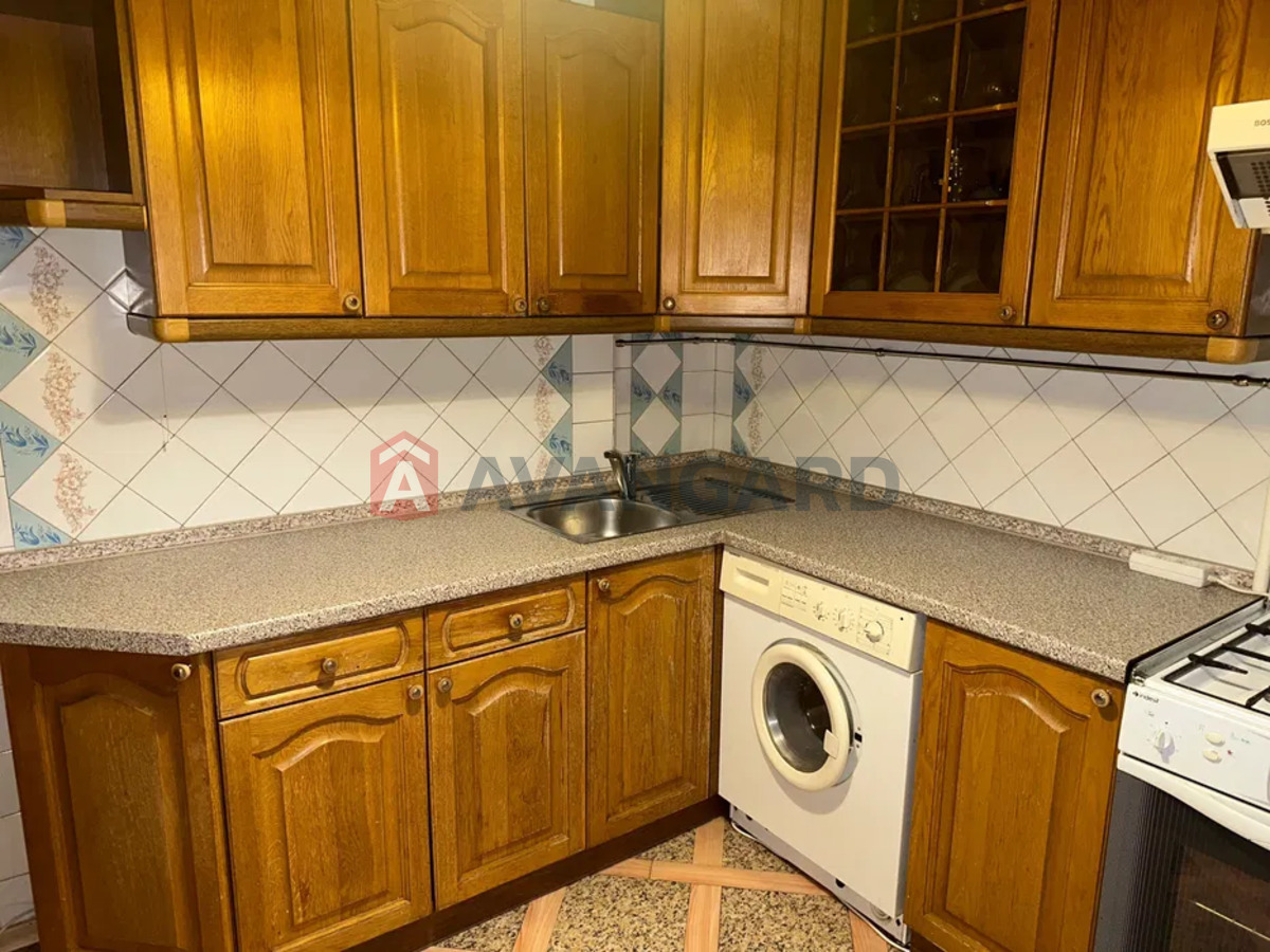 3 ��. ��������, 67/-/8 ��. �., 14/16 ������ ���� 17