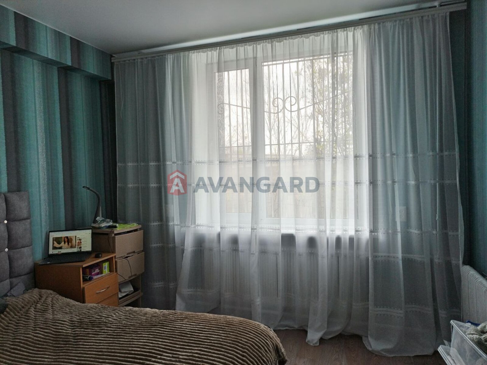 2 ��. ��������, 54/-/9 ��. �., 1/2 ������ ���� 1