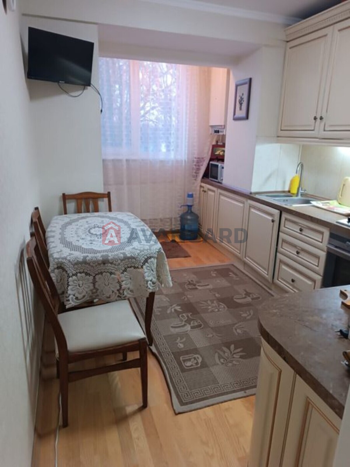 3 ����. ��������, 62/-/8 ��. �., 2/9 ���� ���� 7