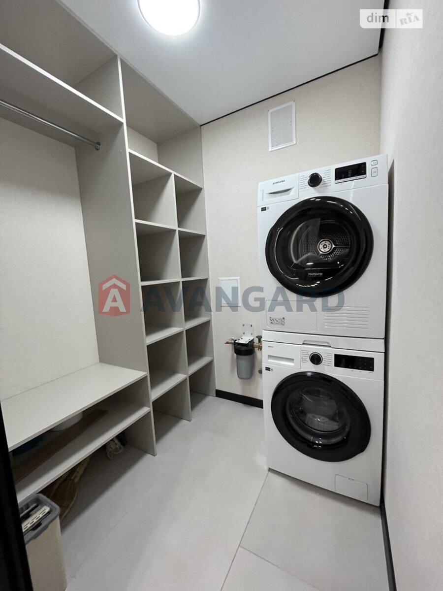 2 ��. ��������, 70/38/16 ��. �., 2/10 ������ ���� 13