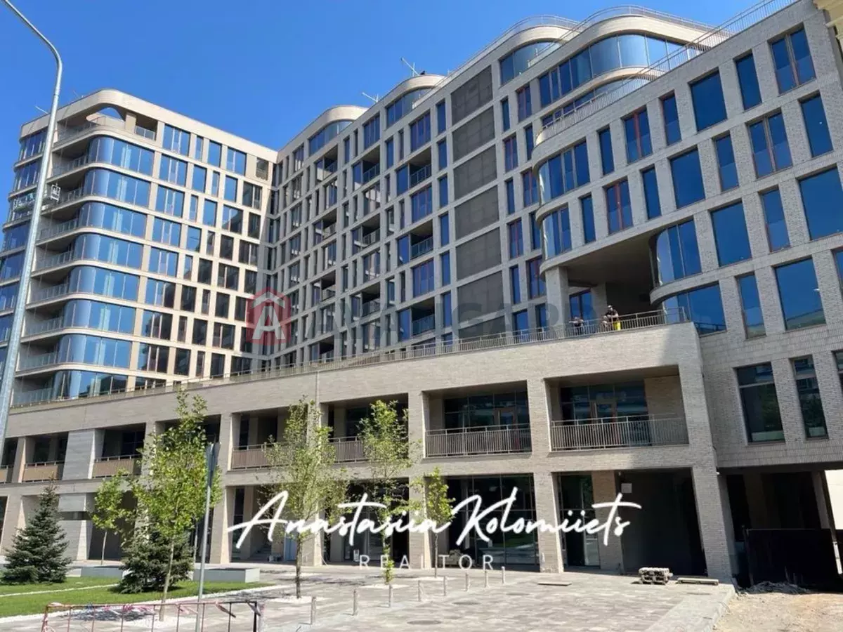 3 ��. ��������, 107/-/45 ��. �., 11/12 ������ ���� 1