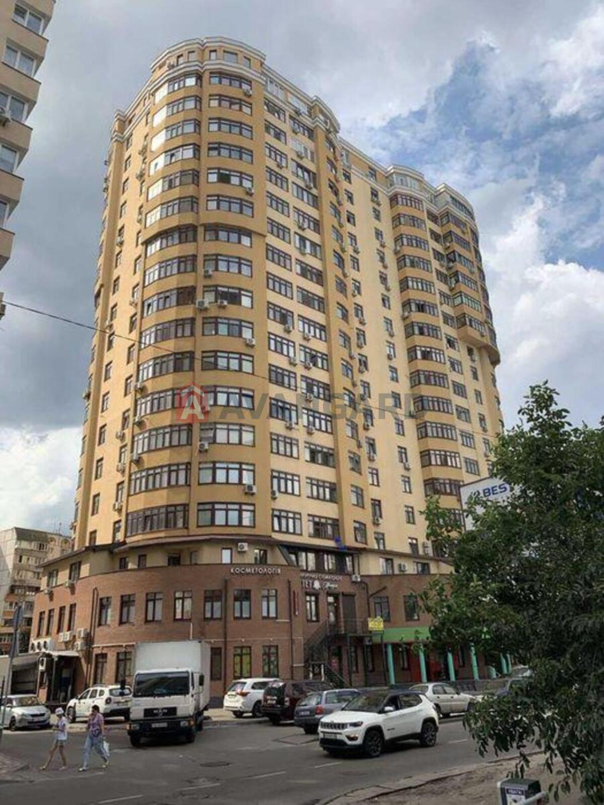 1 ����. ��������, 40/-/11 ��. �., 15/19 ���� ���� 3