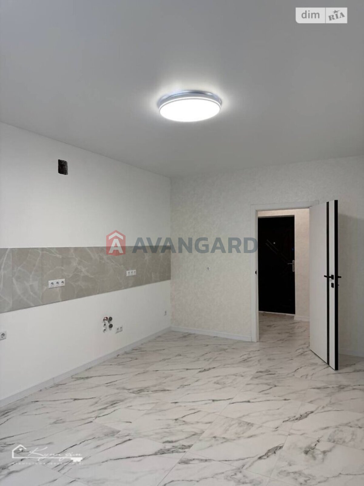 2 ��. ��������, 68/32/18 ��. �., 6/10 ������ ���� 5