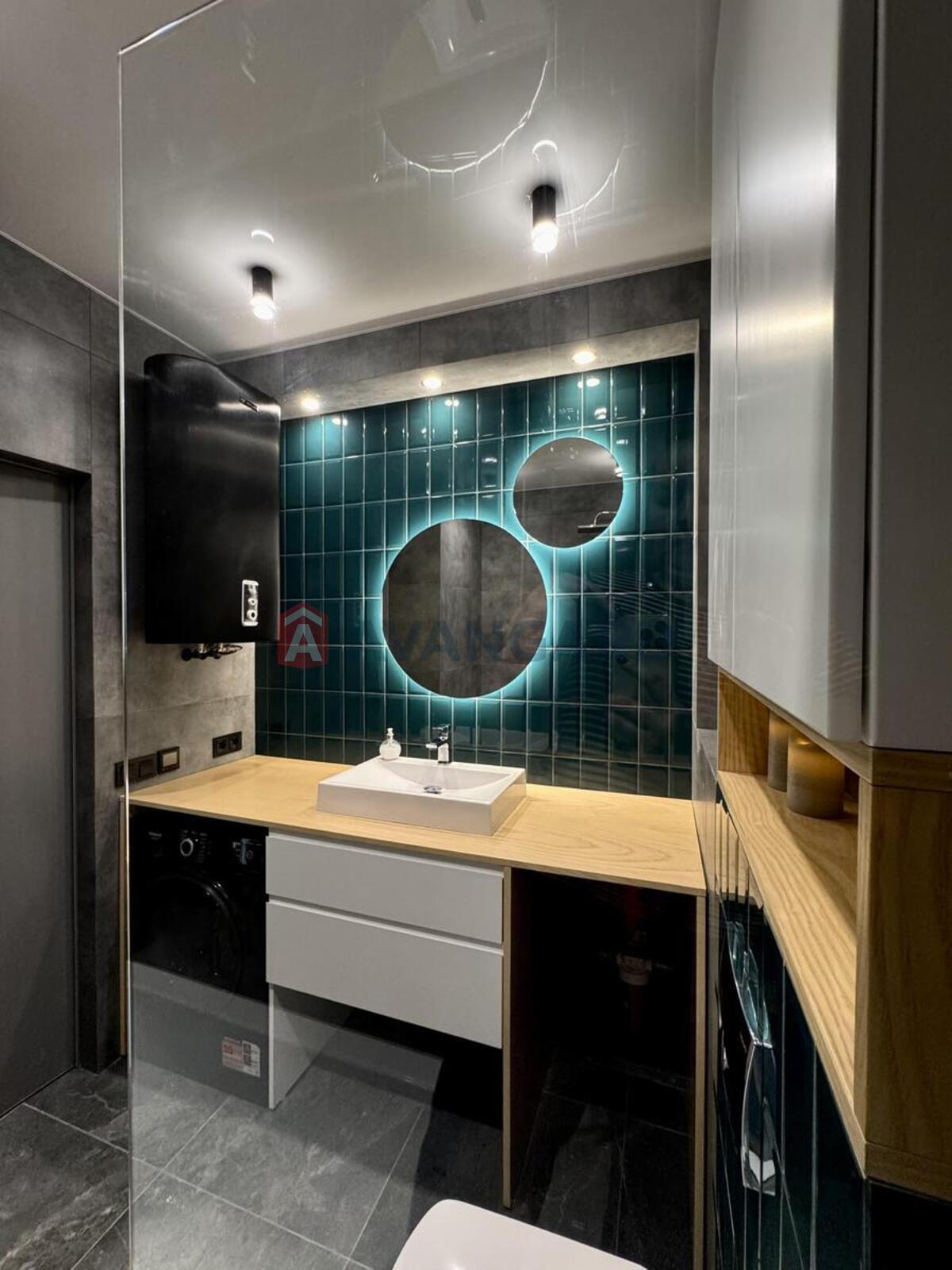 1 ����. ��������, 40/-/12 ��. �., 12/16 ���� ���� 16