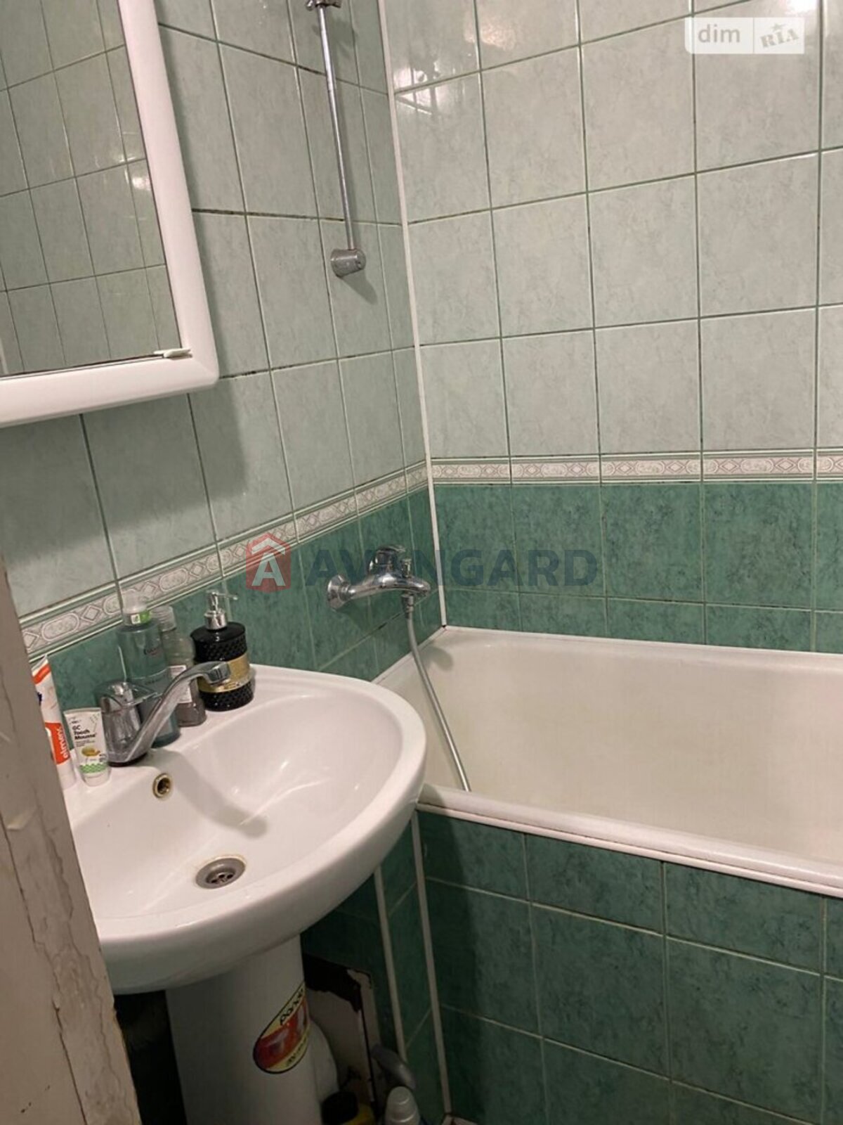 3 ��. ��������, 61/36/9 ��. �., 5/9 ������ ���� 19