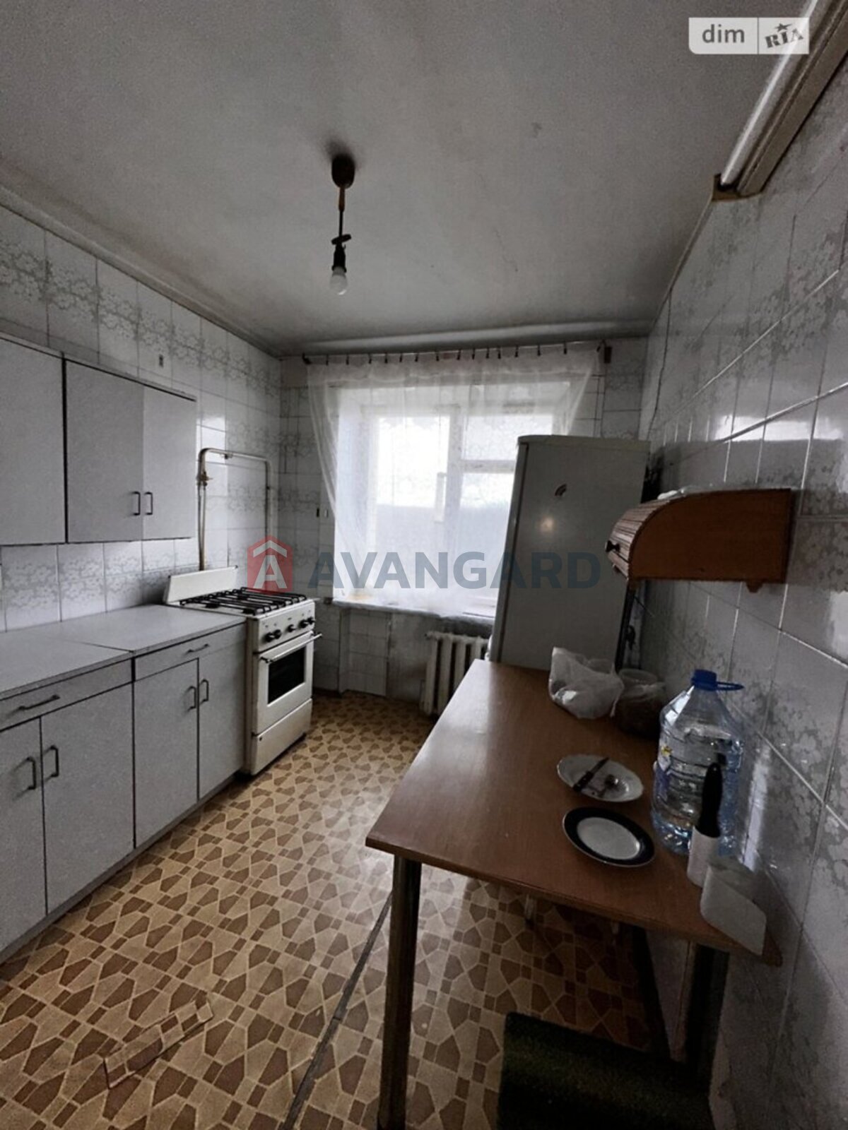 2 ��. ��������, 51/30/7 ��. �., 9/9 ������ ���� 7