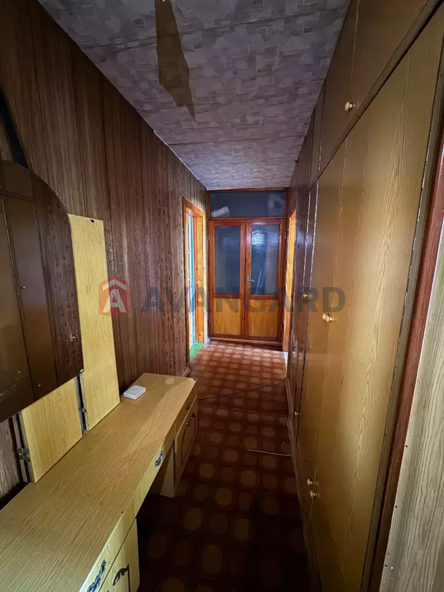 3 ��. ��������, 68/-/8 ��. �., 6/9 ������ ���� 2