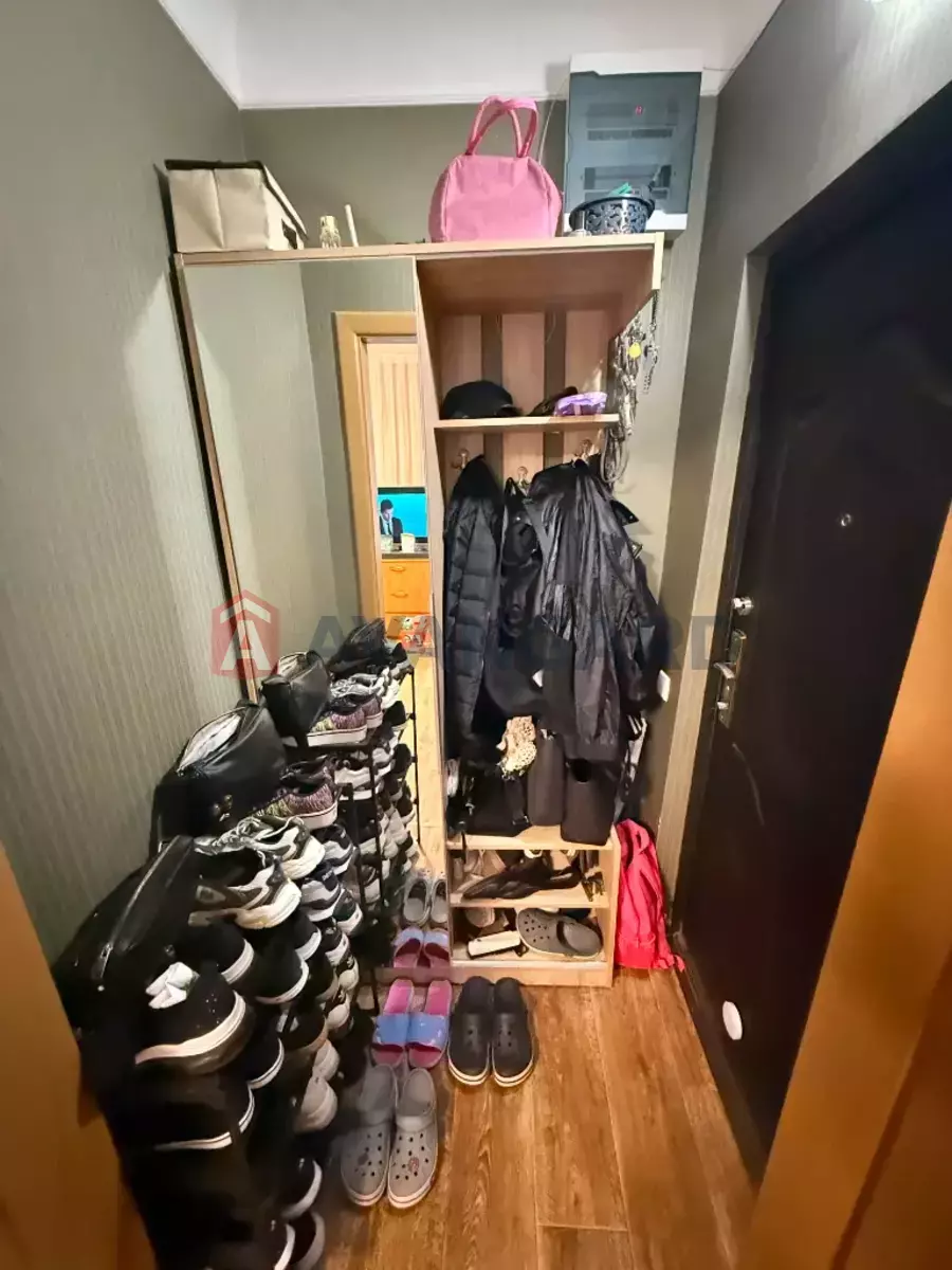 2 ��. ��������, 36/28/4 ��. �., 2/2 ������ ���� 21