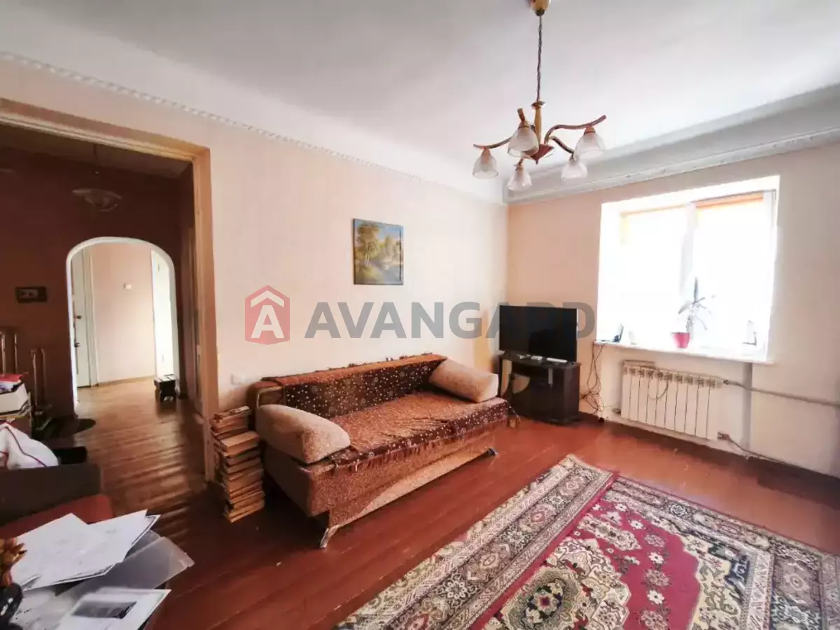 2 ��. ��������, 41/24/5 ��. �., 1/3 ������ ���� 4