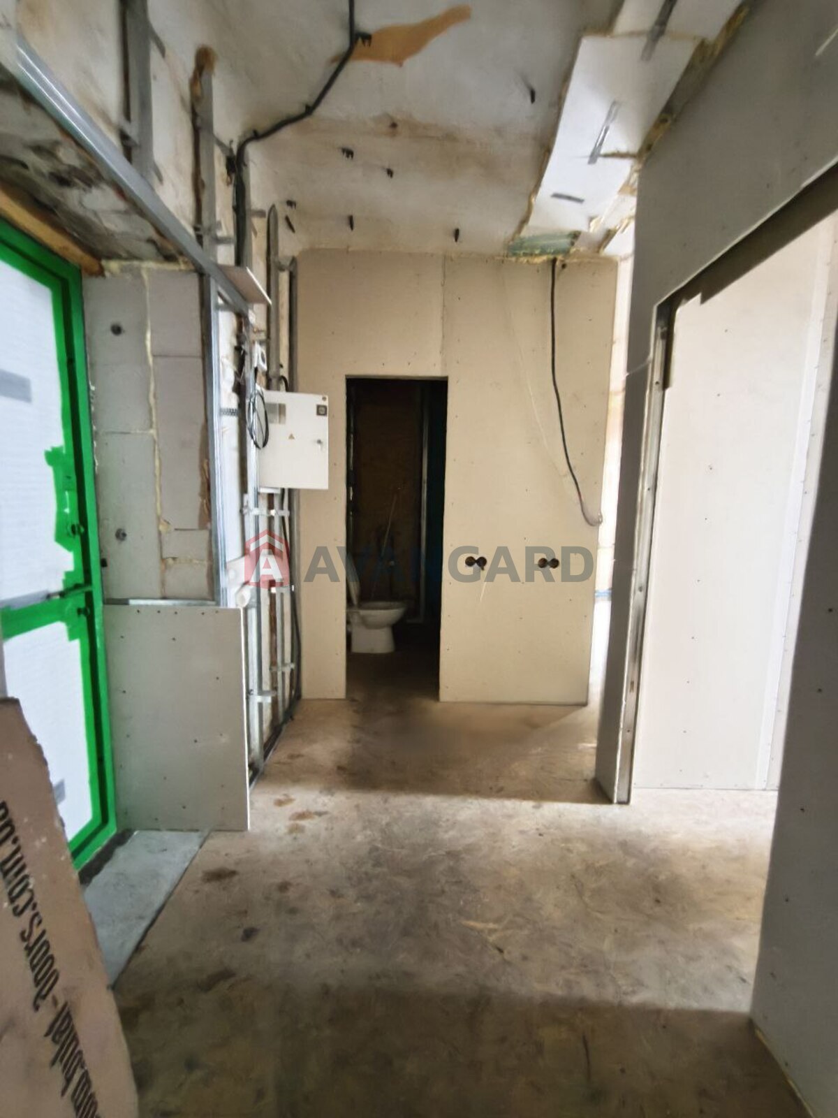 2 ��. ��������, 50/33/8 ��. �., 4/4 ������ ���� 8