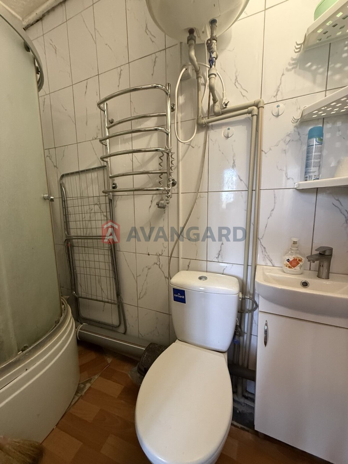 2 ��. ��������, 38/-/7 ��. �., 1/2 ������ ���� 13