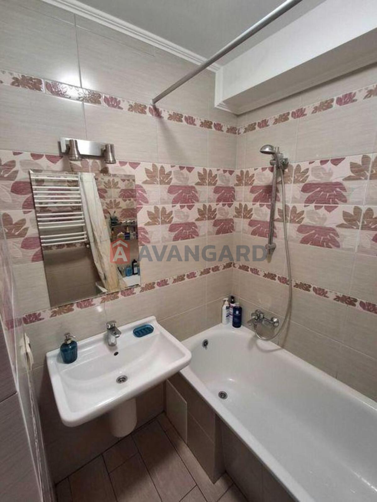 2 ����. ��������, 57/-/9 ��. �., 3/5 ���� ���� 15